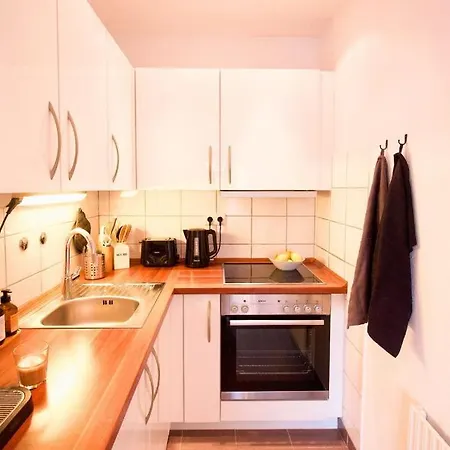 Apartment Mit Balkon - Netflix - Nahe Messe Duesseldorf Krefeld Exterior foto